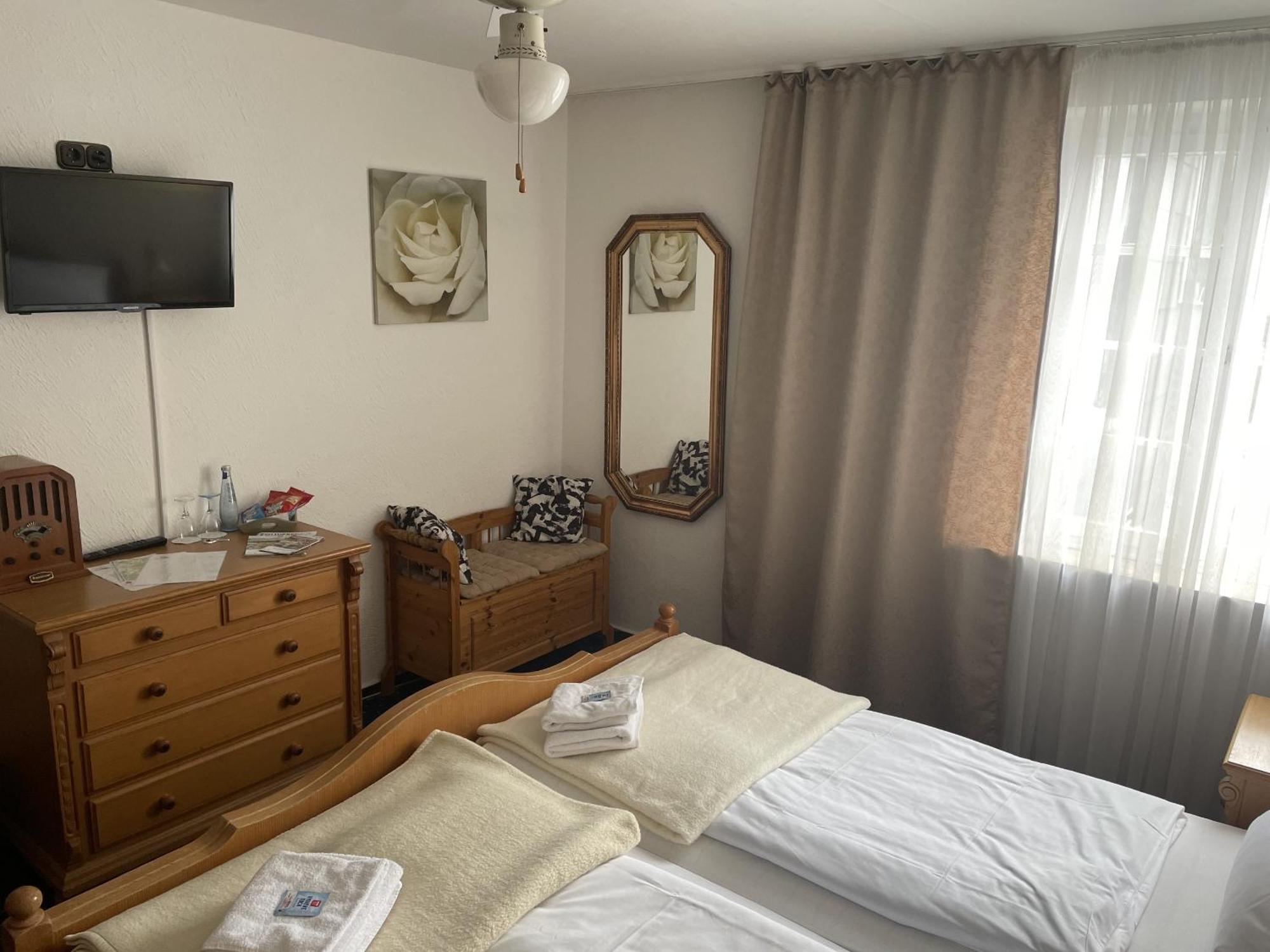 Hotel Jaegerhof Kettwig エッセン 部屋 写真