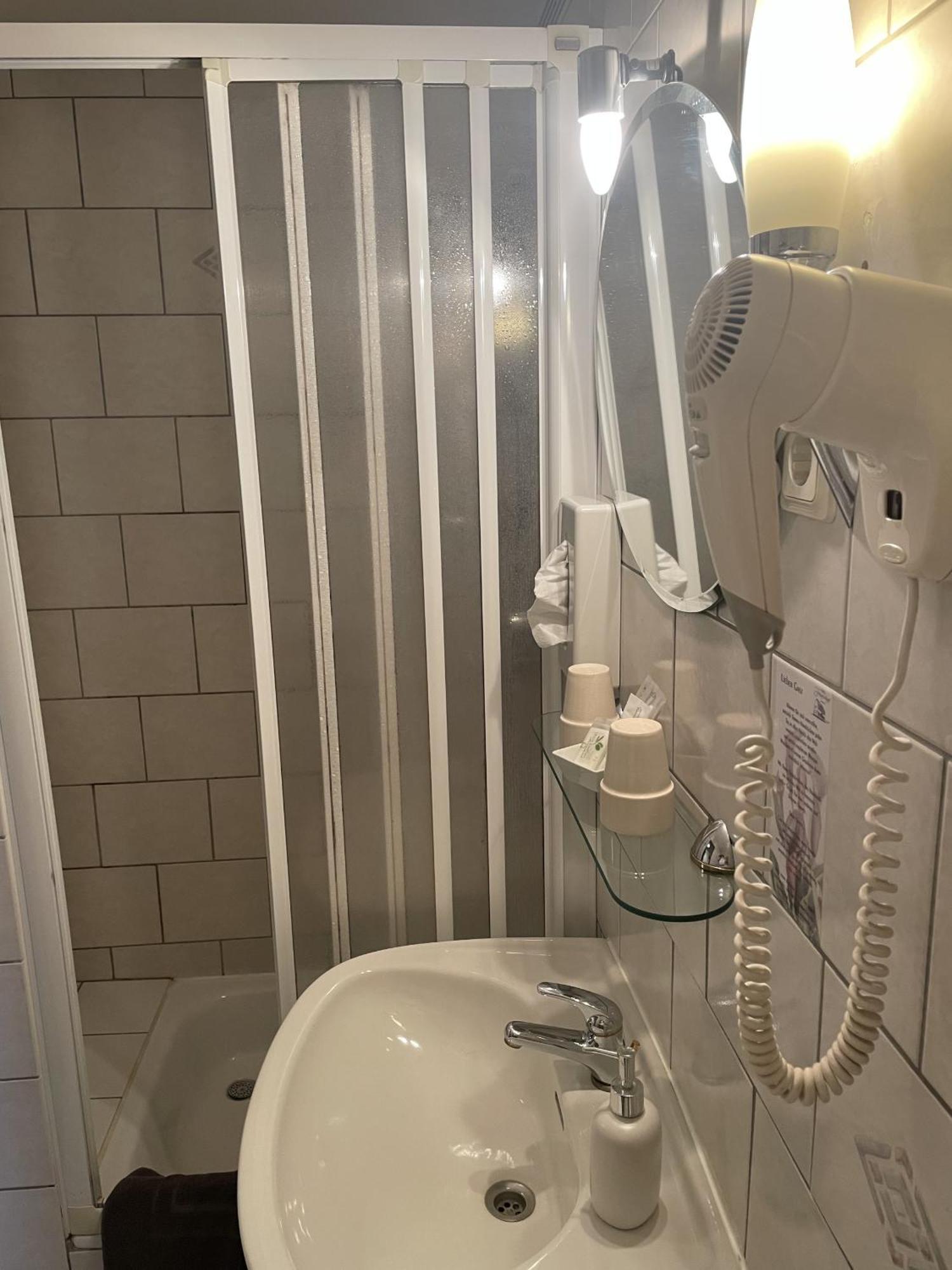 Hotel Jaegerhof Kettwig エッセン 部屋 写真