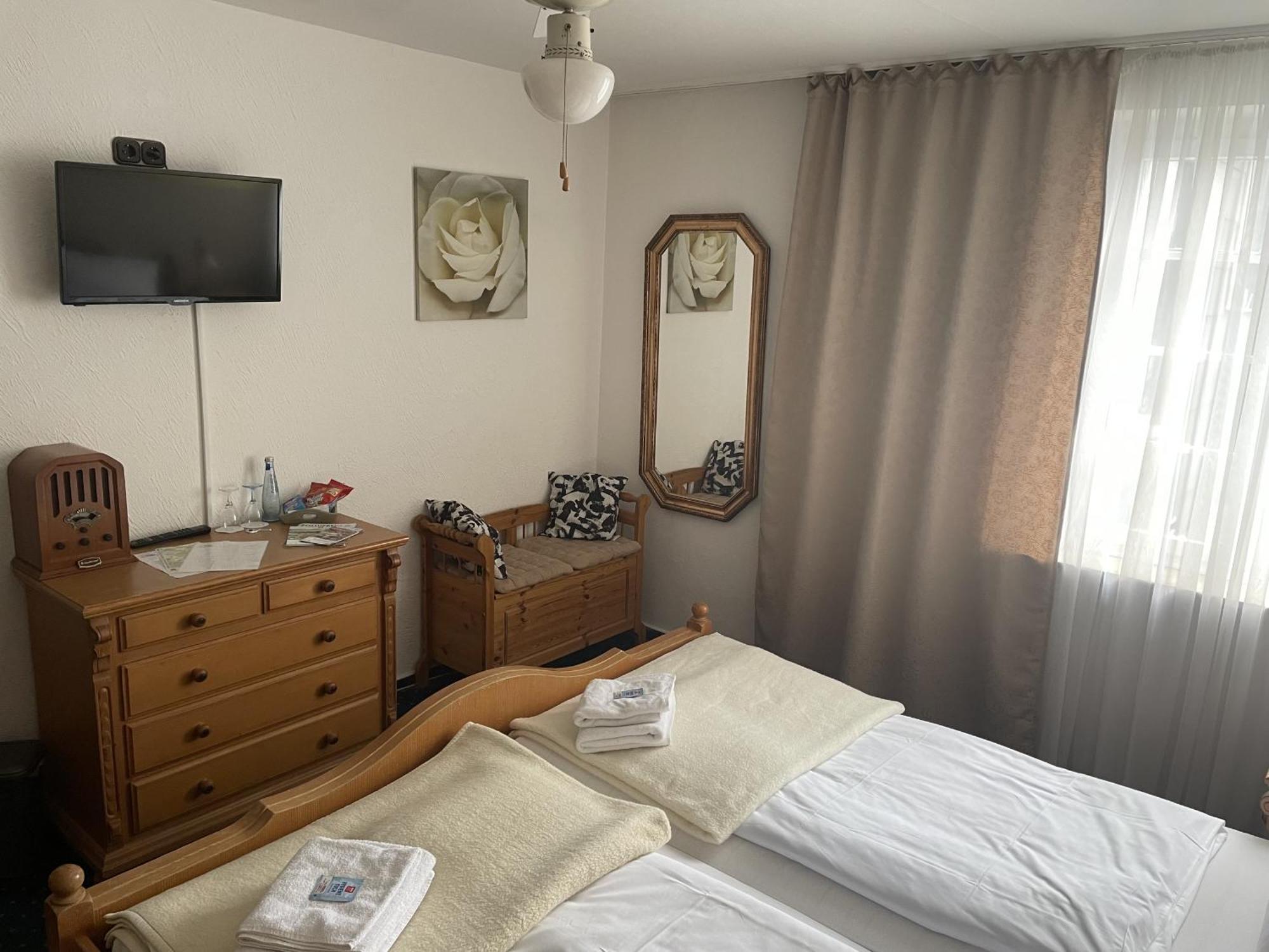 Hotel Jaegerhof Kettwig エッセン 部屋 写真