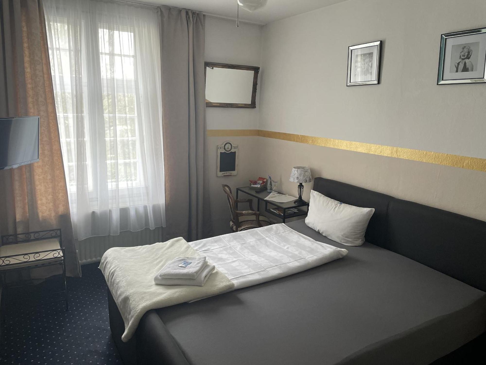 Hotel Jaegerhof Kettwig エッセン 部屋 写真