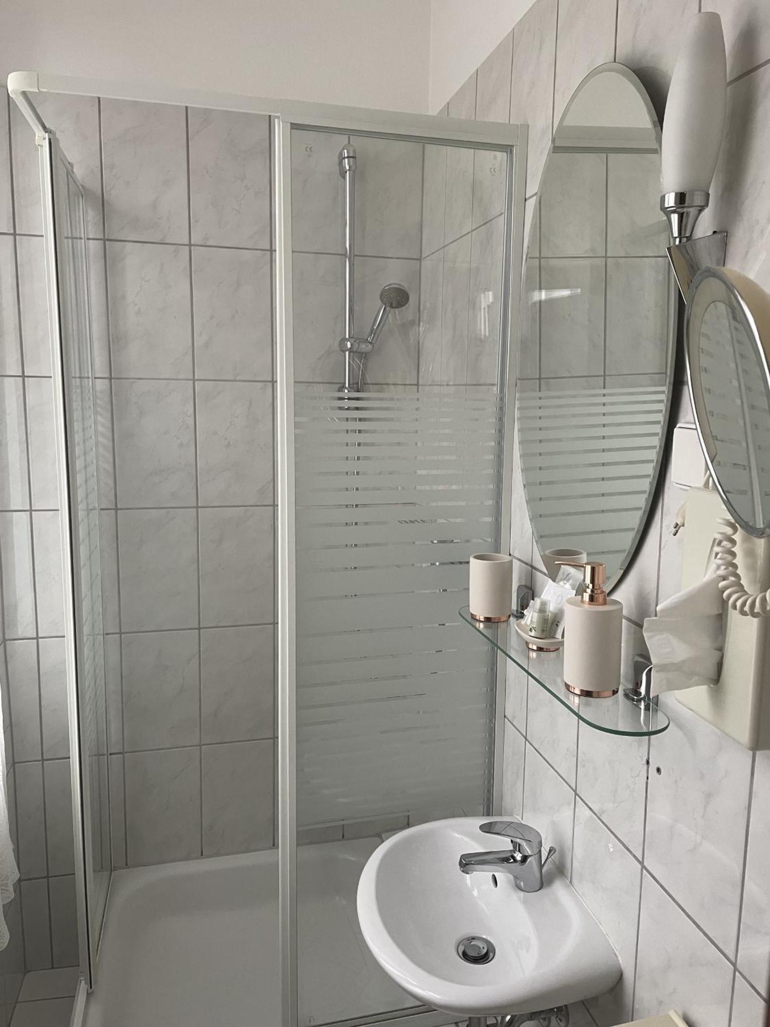 Hotel Jaegerhof Kettwig エッセン 部屋 写真