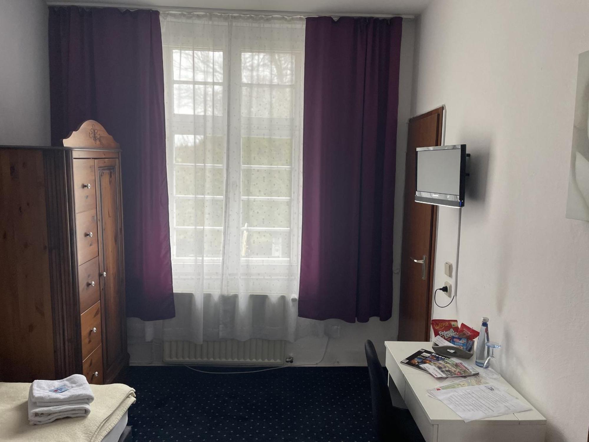 Hotel Jaegerhof Kettwig エッセン 部屋 写真