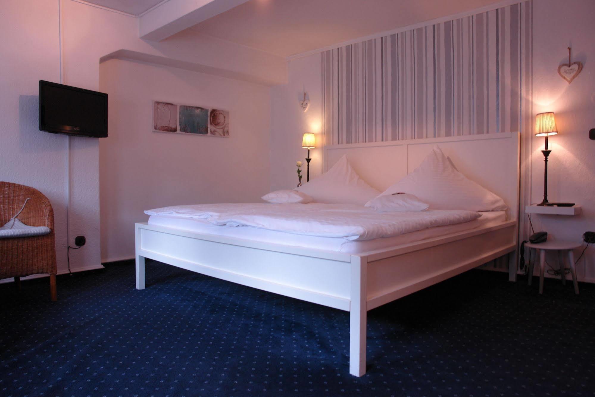 Hotel Jaegerhof Kettwig エッセン エクステリア 写真