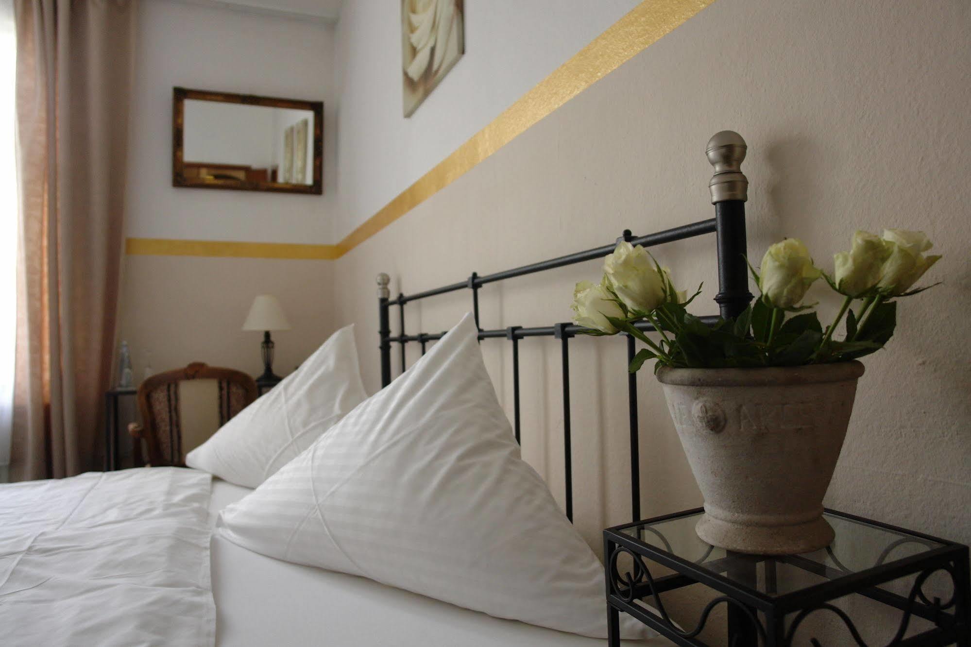 Hotel Jaegerhof Kettwig エッセン エクステリア 写真